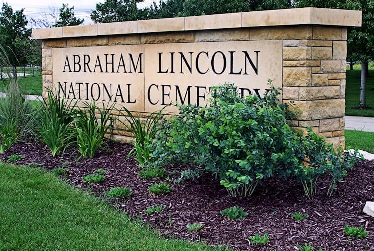 Abraham Lincoln National Cemetery in Elwood, IL